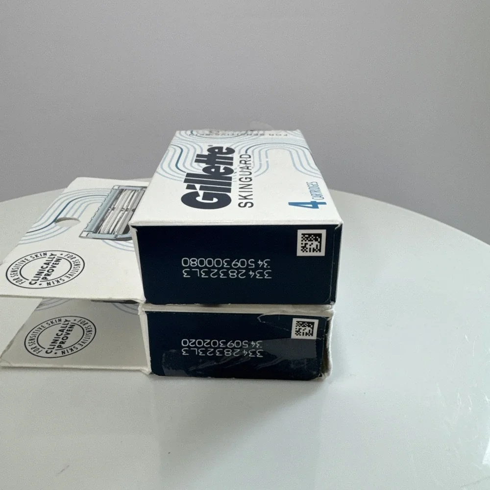 Gillette Skinguard Sensitive Razor 4 Count Blade Cartridges Refills 2 Pack Mens